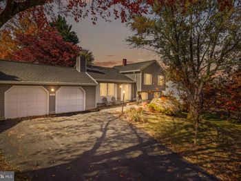 207 N Laura Anne Drive