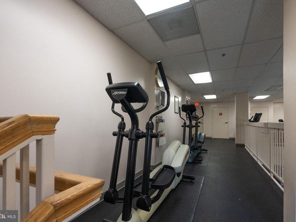 2121 Jamieson Avenue 1501, Alexandria VA 22314