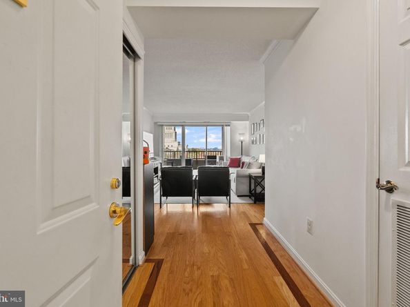 2121 Jamieson Avenue 1501, Alexandria VA 22314