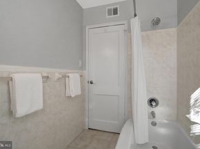 726 S Fayette Street 21, Alexandria VA 22314