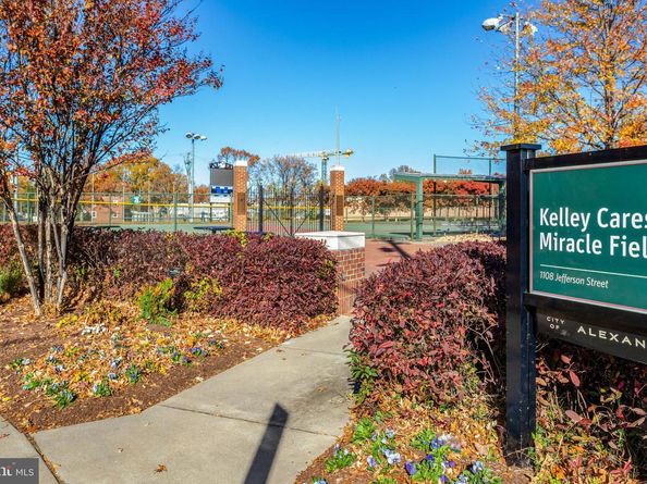 726 S Fayette Street 21, Alexandria VA 22314