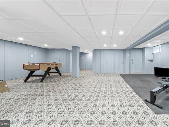 723 Dixon Lane, Gladwyne PA 19035