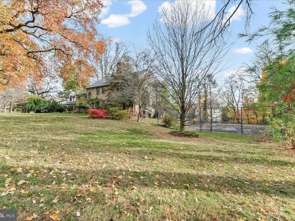 723 Dixon Lane, Gladwyne PA 19035