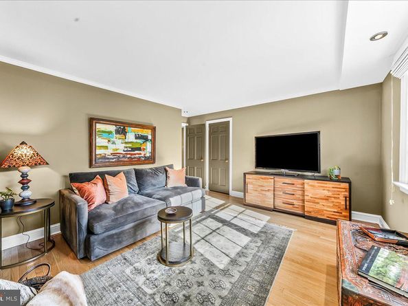 723 Dixon Lane, Gladwyne PA 19035