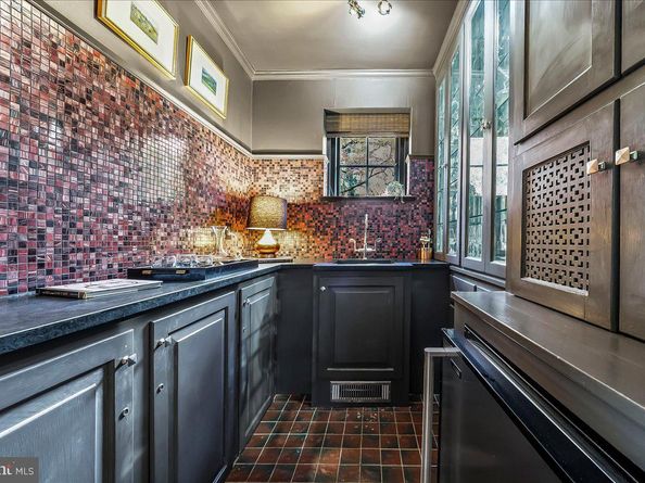 723 Dixon Lane, Gladwyne PA 19035