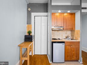 1324 Locust Street 807, Philadelphia PA 19107