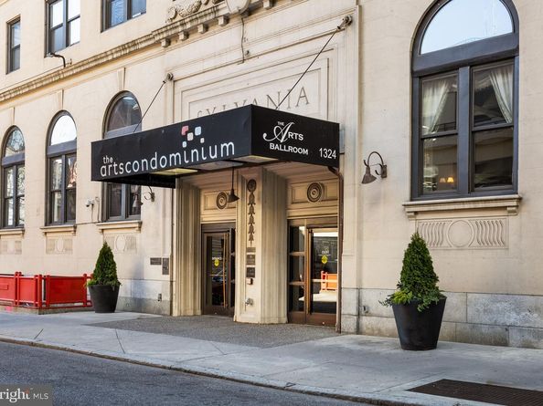 1324 Locust Street 807, Philadelphia PA 19107