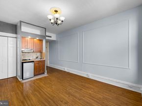 1324 Locust Street 807, Philadelphia PA 19107