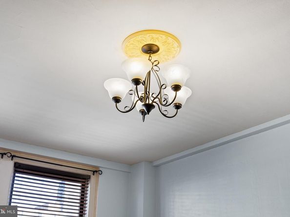 1324 Locust Street 807, Philadelphia PA 19107