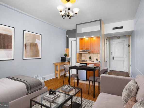 1324 Locust Street 807, Philadelphia PA 19107