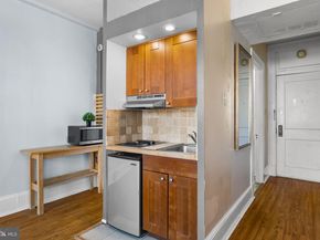 1324 Locust Street 807, Philadelphia PA 19107