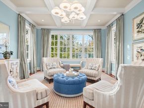 3033 University Terrace NW, Washington DC 20016