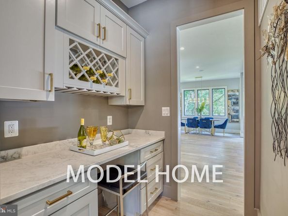 1715 Maxwell Court, Mclean VA 22101