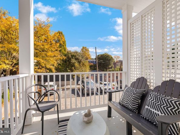 1305 30TH Street NW 106, Washington DC 20007