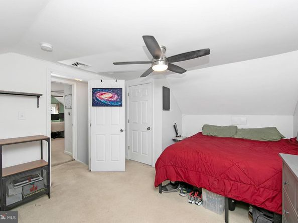 58 Rocky Pool Lane, Levittown PA 19055