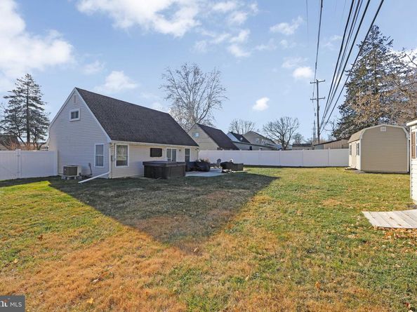 58 Rocky Pool Lane, Levittown PA 19055