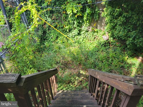 7269 Saybrook Avenue, Philadelphia PA 19142