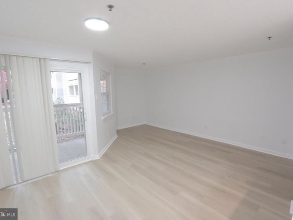 1504 Lincoln Way 104, Mclean VA 22102