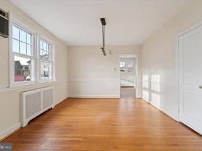 1525 W Wynnewood, Ardmore PA 19003