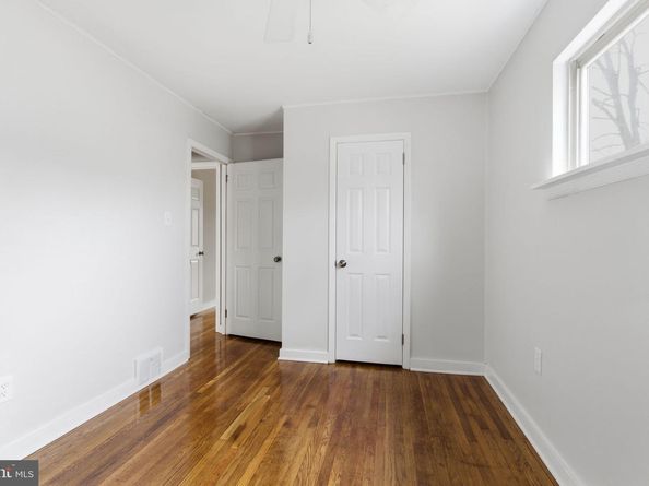 110 Warren Street, Willow Grove PA 19090