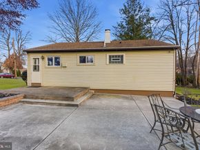 110 Warren Street, Willow Grove PA 19090