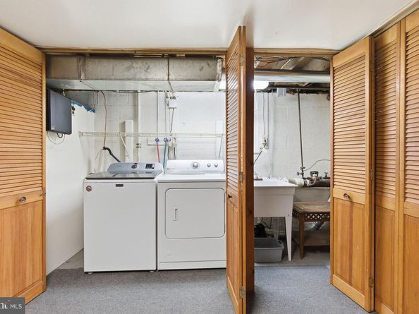 110 Warren Street, Willow Grove PA 19090