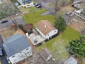 110 Warren Street, Willow Grove PA 19090