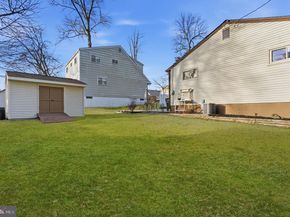 110 Warren Street, Willow Grove PA 19090