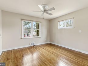 110 Warren Street, Willow Grove PA 19090