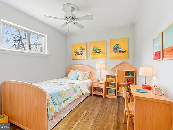 110 Warren Street, Willow Grove PA 19090