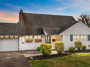 14 High Road, Levittown PA 19056