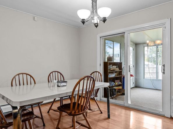 14 High Road, Levittown PA 19056