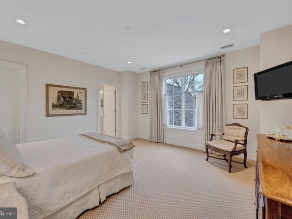 7204 Fairfax Road, Bethesda MD 20814