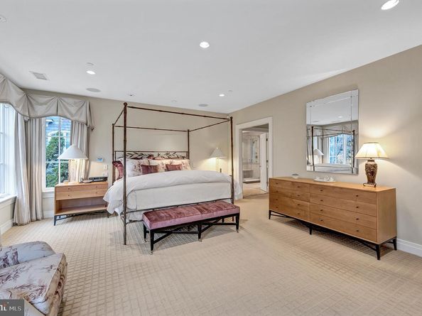 7204 Fairfax Road, Bethesda MD 20814