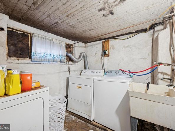 112 E Albanus Street, Philadelphia PA 19120