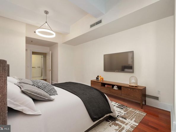 1500 Chestnut Street 6D, Philadelphia PA 19102