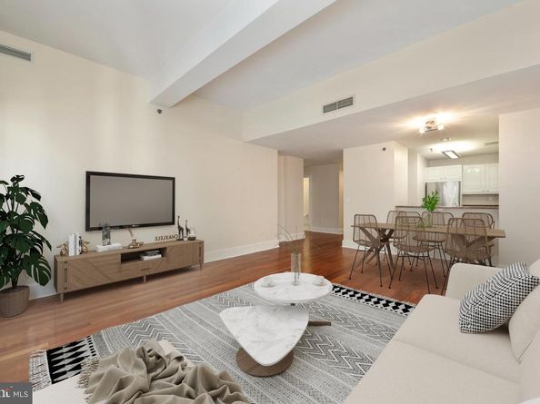 1500 Chestnut Street 6D, Philadelphia PA 19102