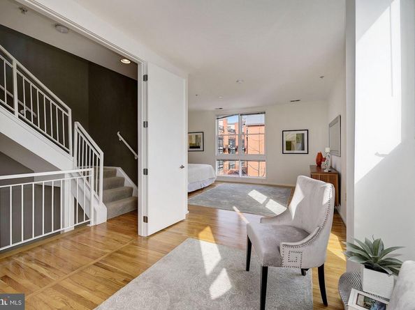 1662 N Quinn Street N, Arlington VA 22209