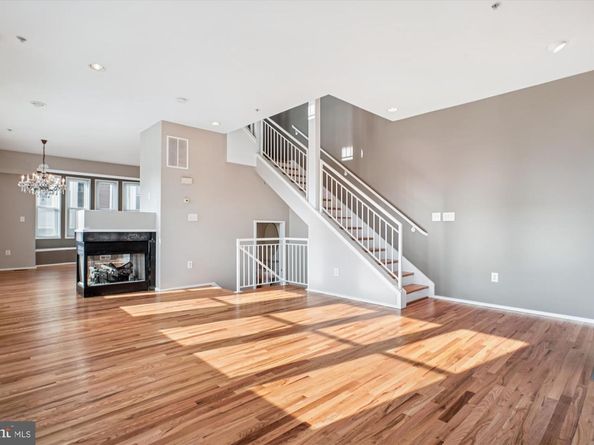 1662 N Quinn Street N, Arlington VA 22209