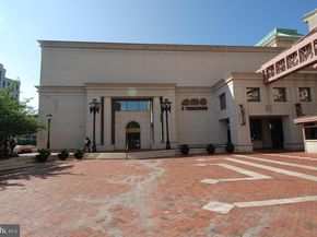 1662 N Quinn Street N, Arlington VA 22209