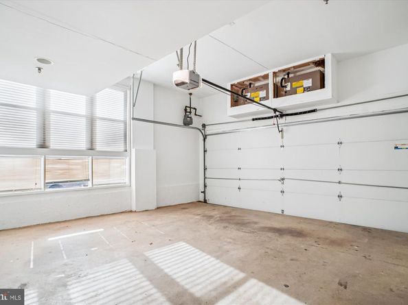 1662 N Quinn Street N, Arlington VA 22209