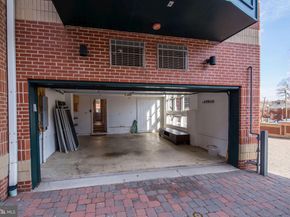 1662 N Quinn Street N, Arlington VA 22209