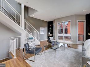 1662 N Quinn Street N, Arlington VA 22209