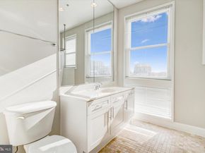 1662 N Quinn Street N, Arlington VA 22209