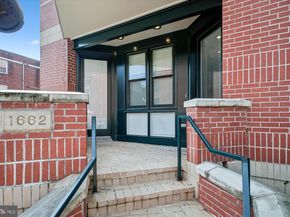 1662 N Quinn Street N, Arlington VA 22209