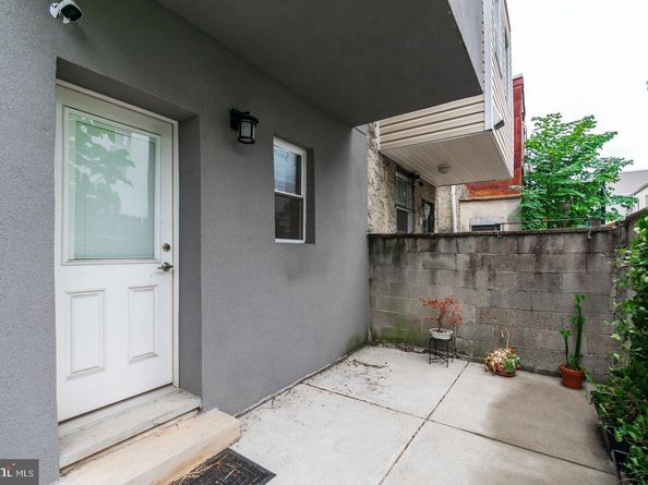 2115 Wharton Street, Philadelphia PA 19146