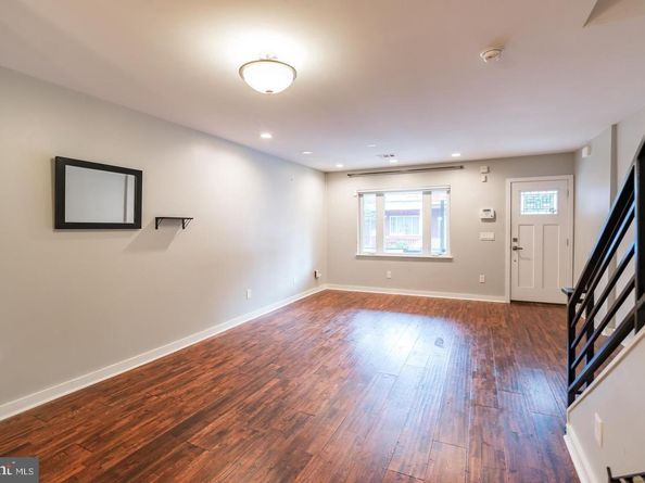 2115 Wharton Street, Philadelphia PA 19146