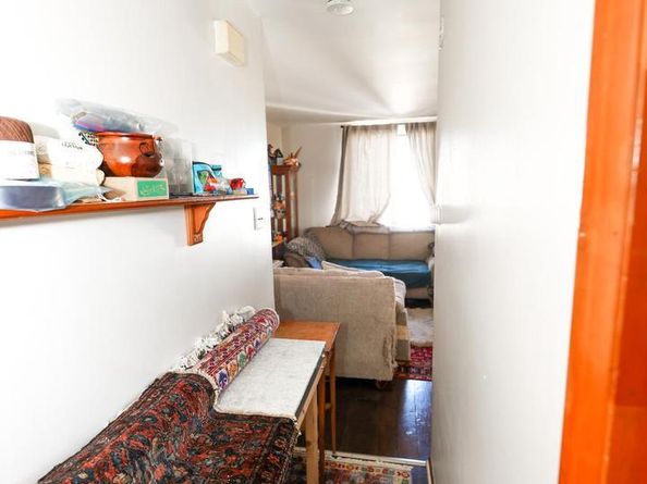 232 Long Lane, Upper Darby PA 19082