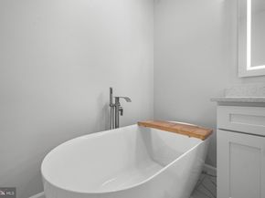 2665 Manhattan Place 109, Vienna VA 22180