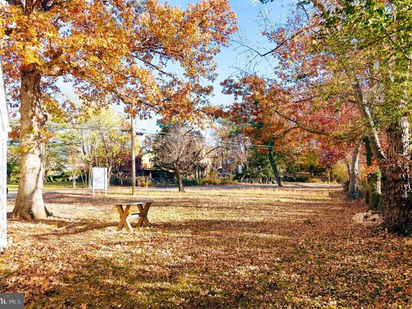 4816 Edwards Street, Alexandria VA 22312